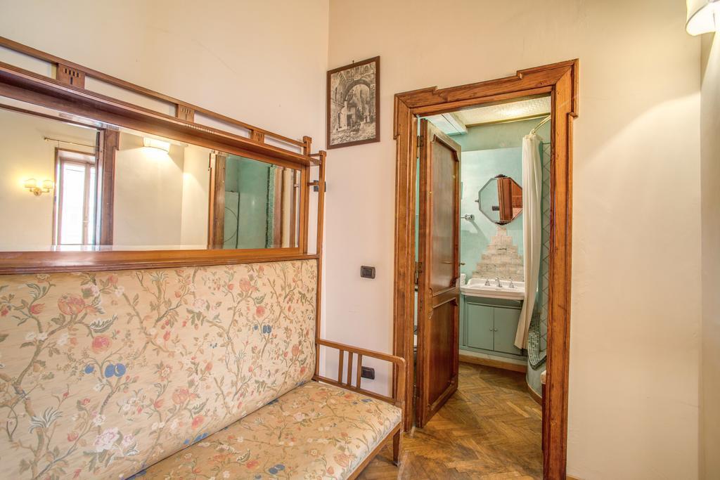 La Casa Del Capitano Hotell Rom Exteriör bild